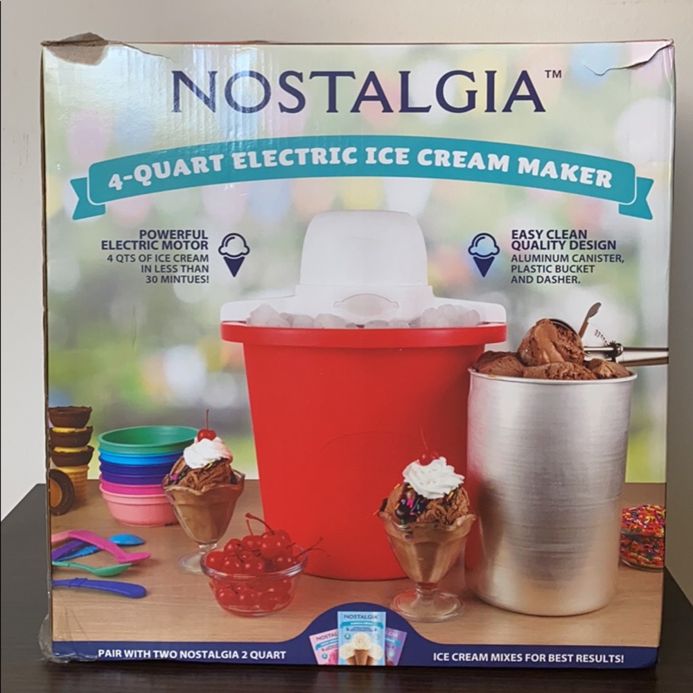 Nostalgia Ice cream maker